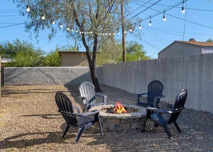Gatsbyglam Getaway * Tucson